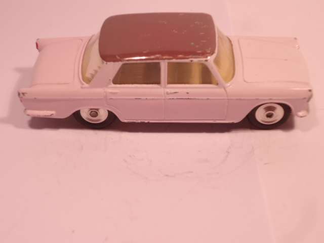 Corgi - Fiat 2100 - # 232