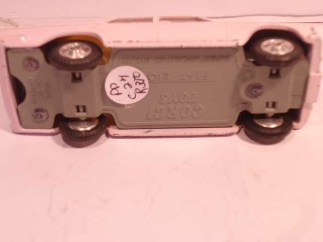 Corgi - Fiat 2100 - # 232