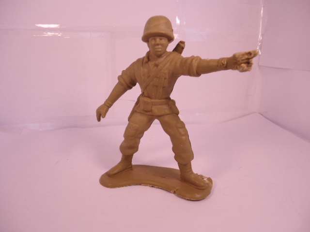 Made in China/MTN Gladiators - Lot of 2 Figurines