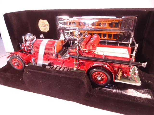 Road Signature - 1925 Ahrens-Fox N-S-4 - 24K Gold Plated Coin included - #20108