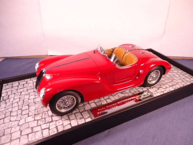 Minichamps - 1939 Alfa Romeo 6C 2500 SS Corsa Spider - First Class Collection -  # 107120230