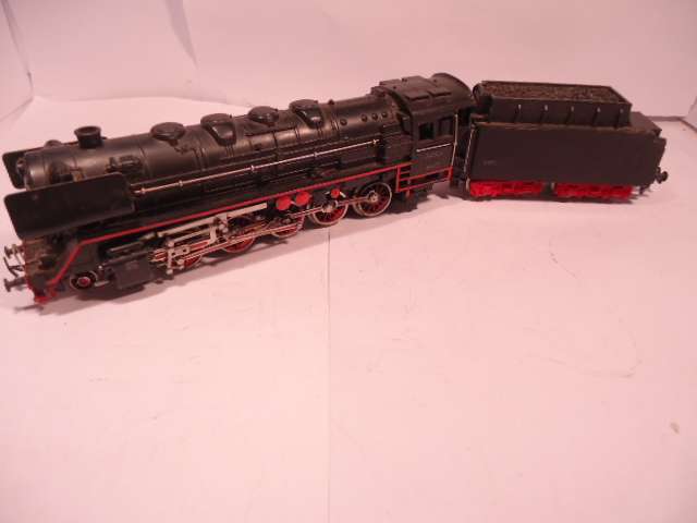 Marklin - Heavy Good Locomotive - # 3027 - Untested plus Rolling Stock