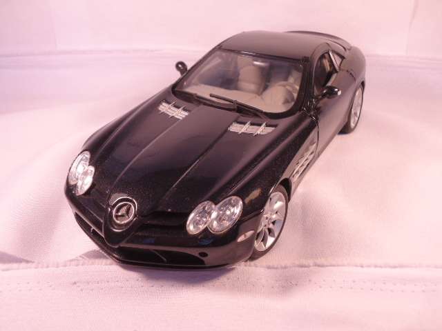 Maisto - Mercedes-Benz SLR McLaren