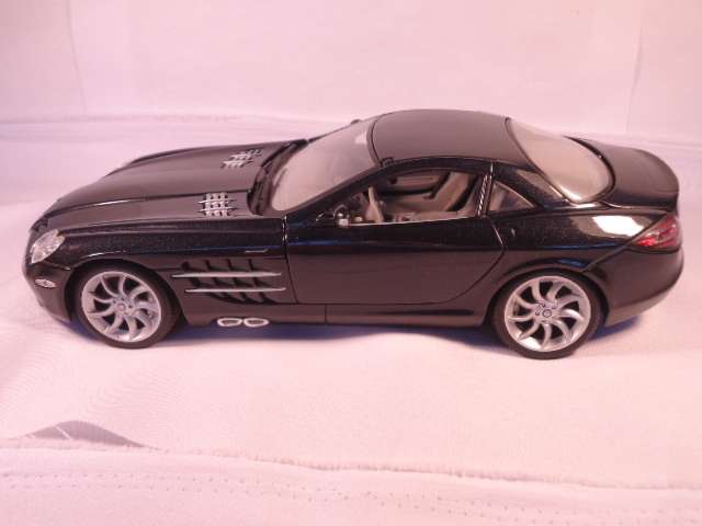 Maisto - Mercedes-Benz SLR McLaren