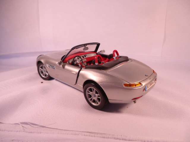 Motor Max - BMW Z8 Roadster # 73106