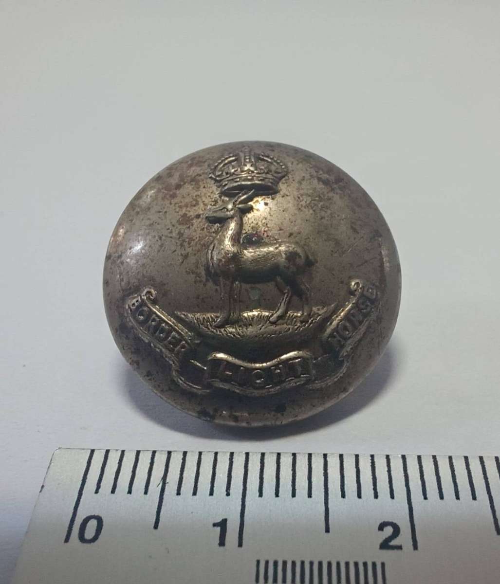 Border Light Horse Post Boer War Button