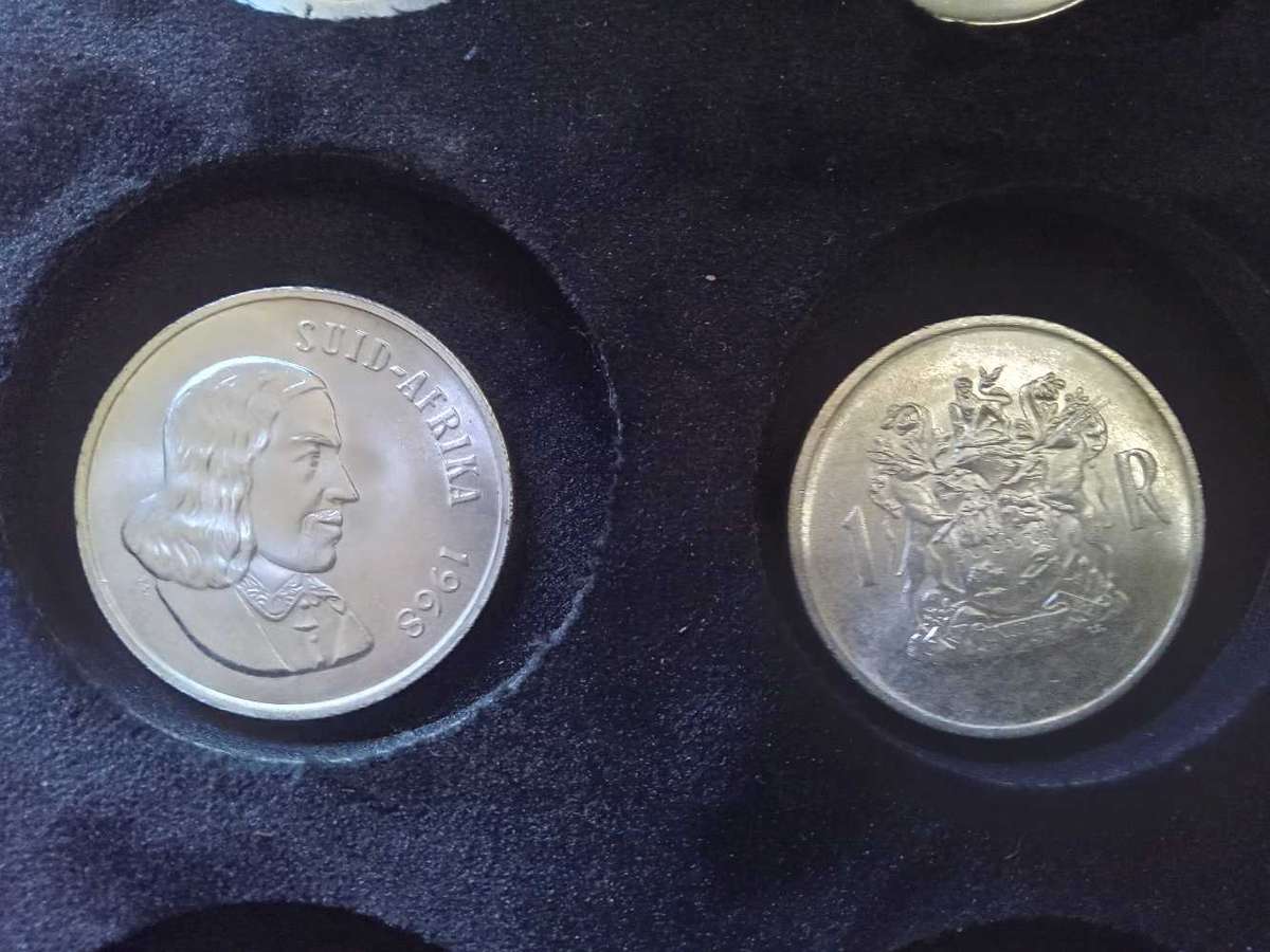Great set of South African R1 from 1966 to 1976