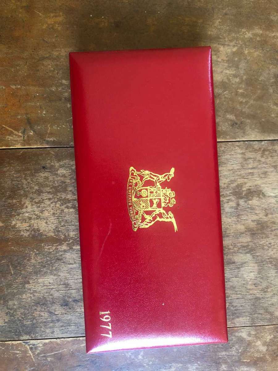 South african 1977 proof set with silver R1 no gold