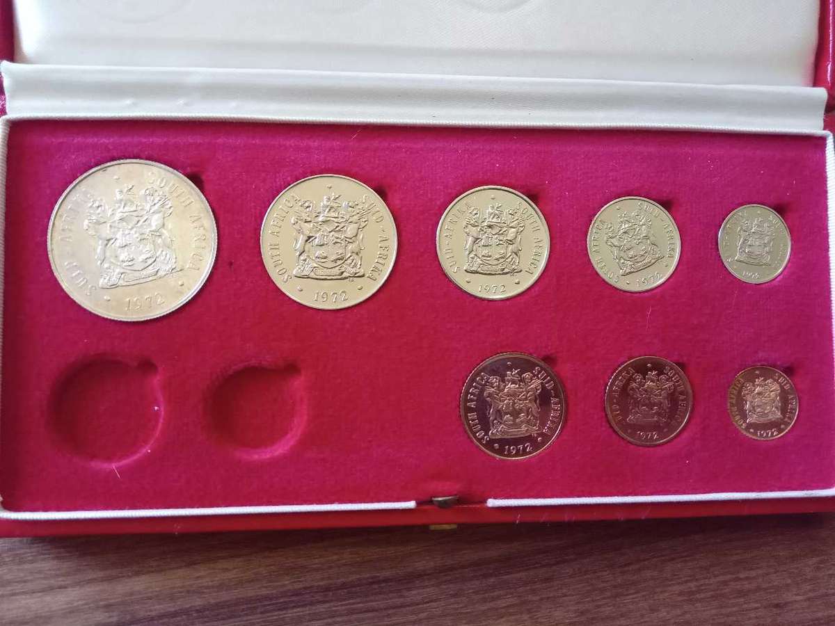 South Africa.1972 proof set with silver R1 no gold