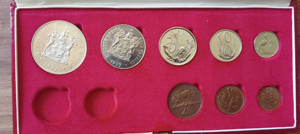 South african 1977 proof set with silver R1 no gold
