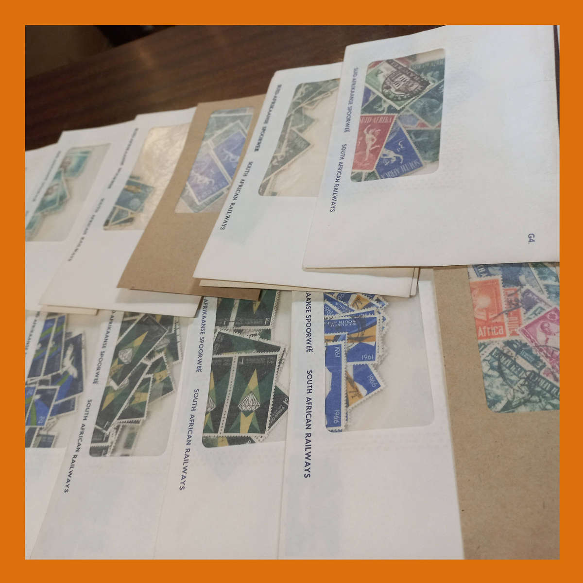 South Africa Union and Early Republic Stamps Sorted in Envelopes Total Weight 450g
