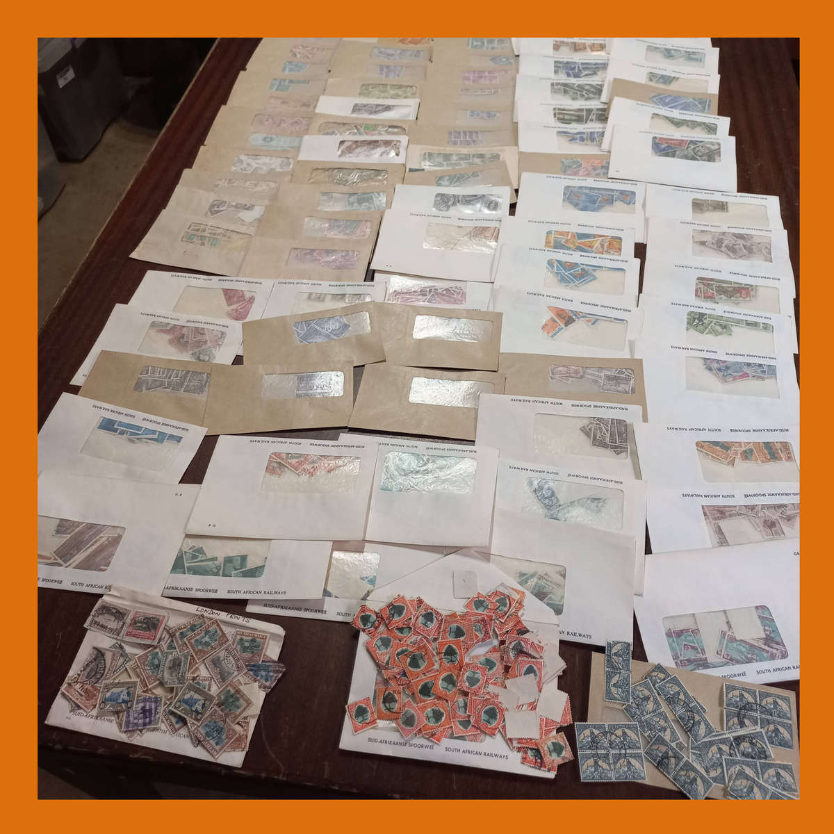 South Africa Union and Early Republic Stamps Sorted in Envelopes Total Weight 450g