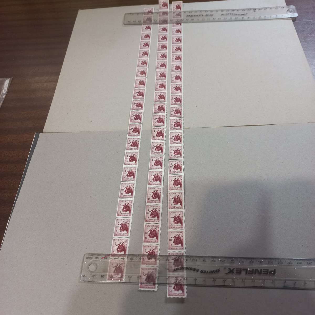 Union Coils - Black Wildebeest Gnu - 3 Strips of minimum 20 stamps - R1 start