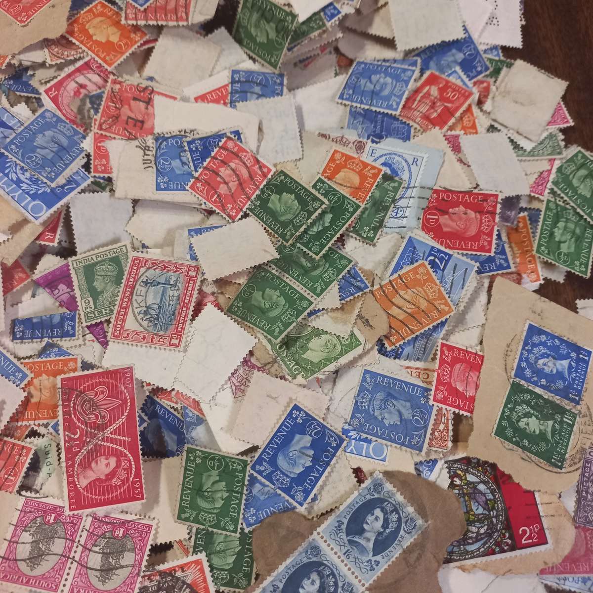 Great Britain on and off Paper - Mainly KGVI and early QEII - Kiloware - R1 start