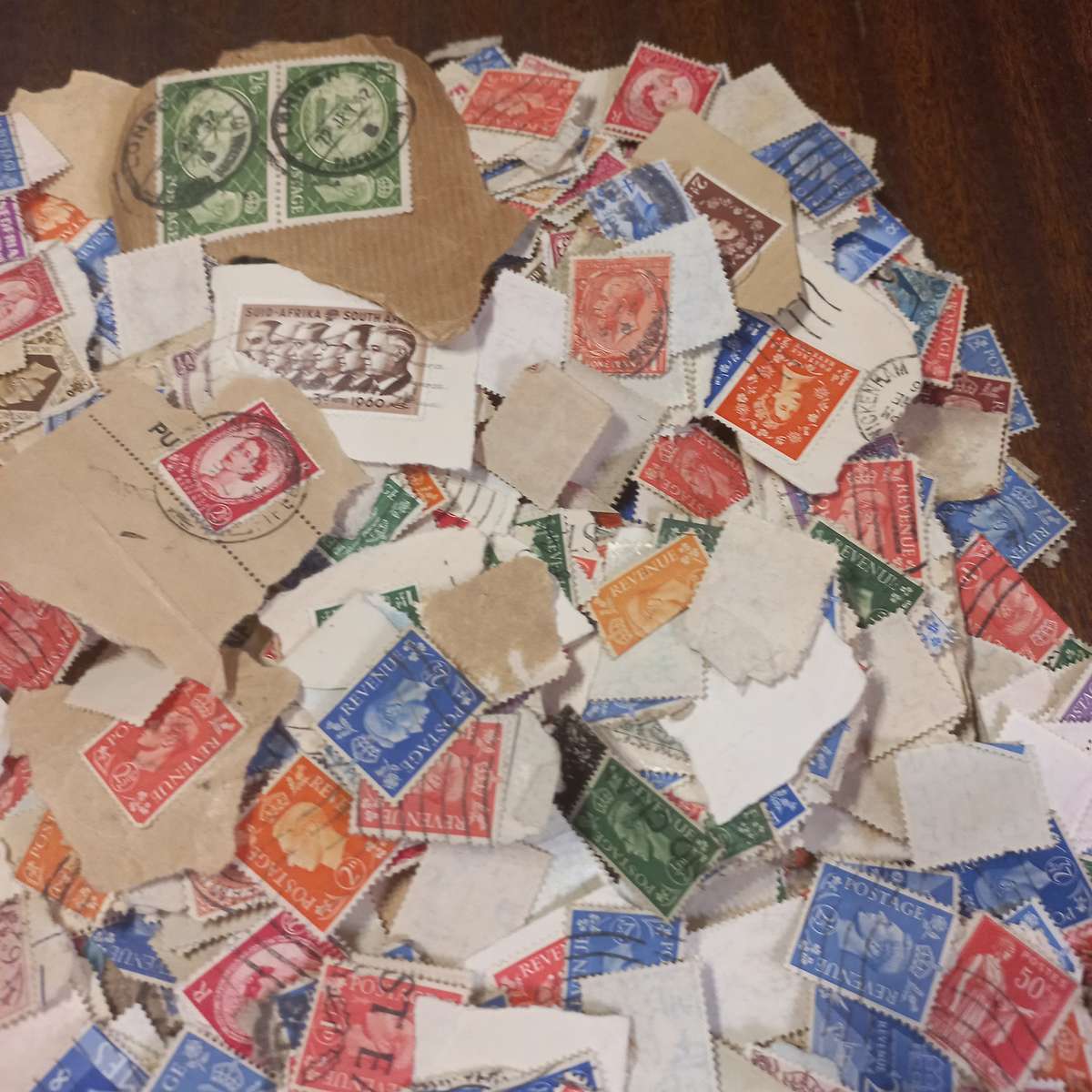 Great Britain on and off Paper - Mainly KGVI and early QEII - Kiloware - R1 start