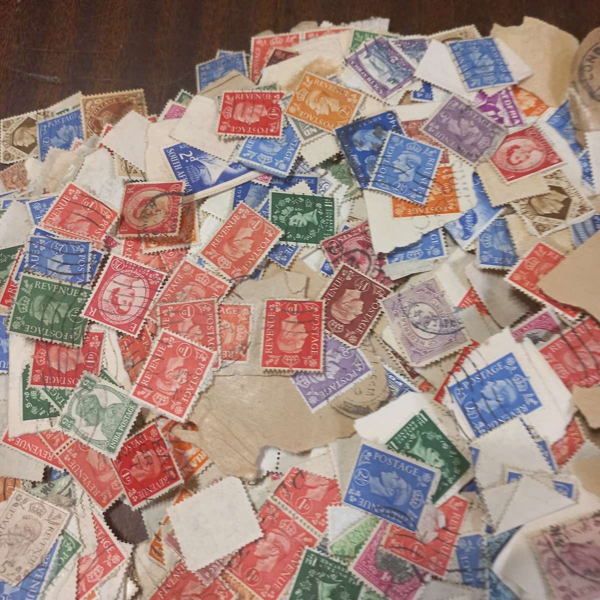 Great Britain on and off Paper - Mainly KGVI and early QEII - Kiloware - R1 start