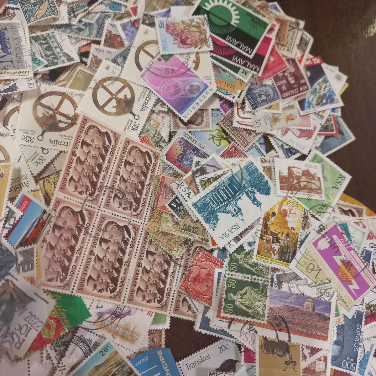 Huge lot of world stamps from various periods - Starting at R1