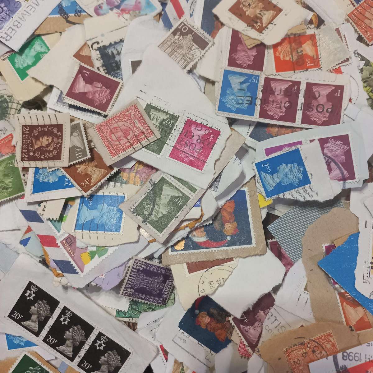 Great Britain on Piece - mainly modern - Queen Elizabeth era - Includes Machins - Starting at R1