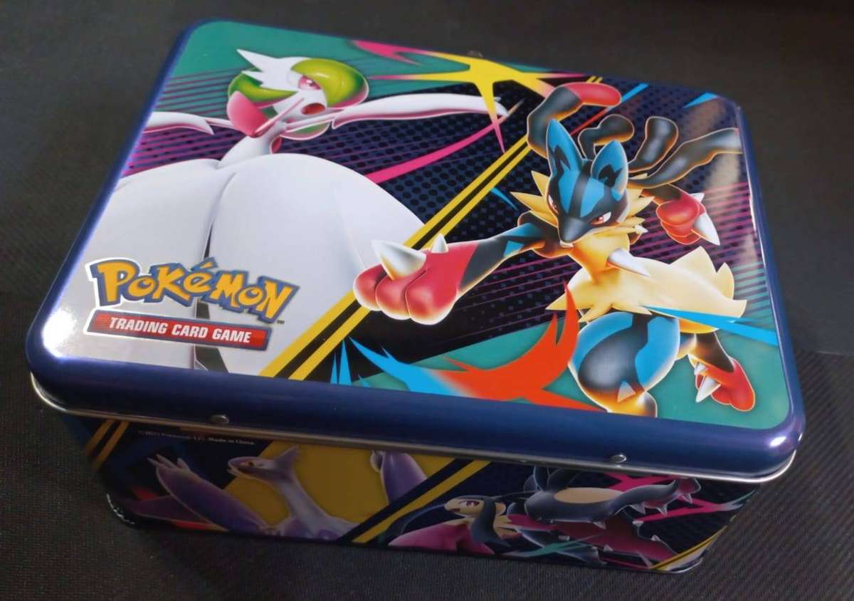 Empty Pokémon TCG Lunchbox Tin - Lucario and Gardevoir Evolved - Stylish Storage