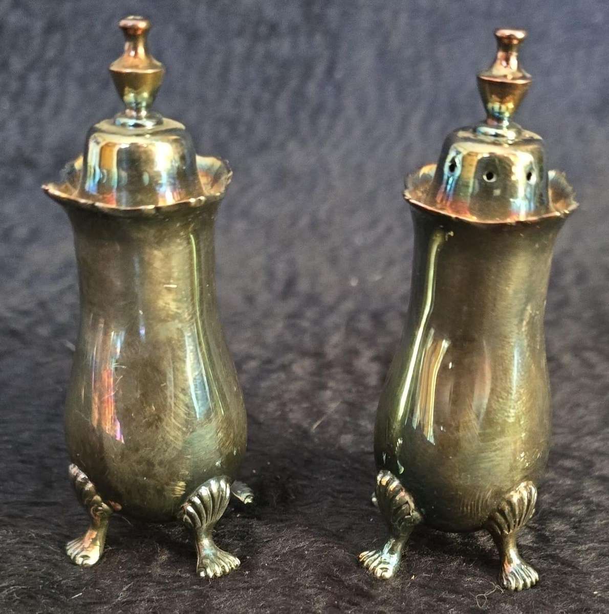 Vintage Pair of silver metal baluster - Salt & Pepper Shakers