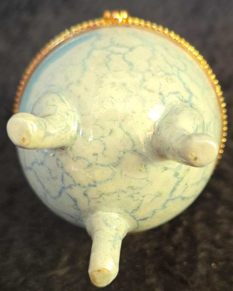 Vintage - 4 Trinket Boxes - Bidding to take All!