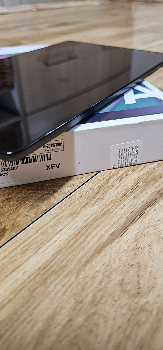 Samsung Galaxy Tab A 2019 SM-T515 (10.1", 32GB/2GB, Wi-Fi + 4G) - Black