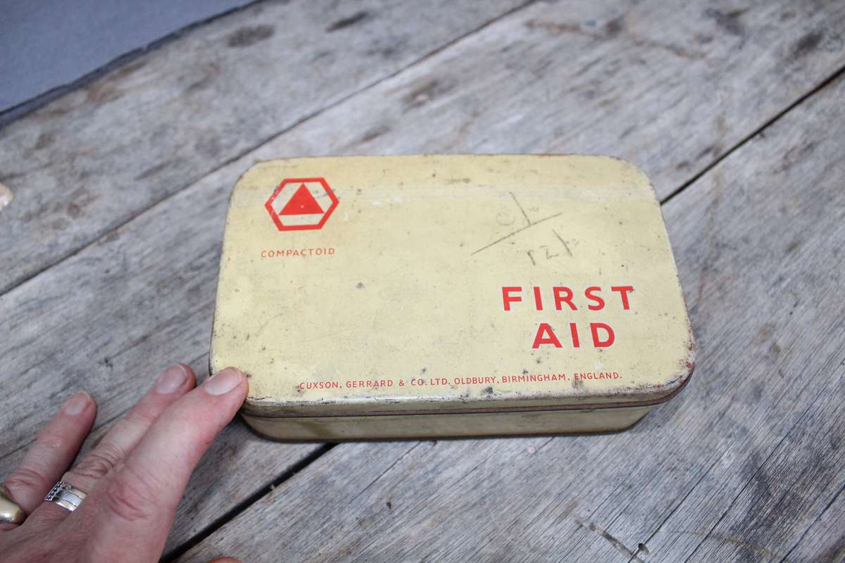 Medical collectors.....First Aid kit - vintage - 'Compactoid' made by Cuxon, Gerrard & Co