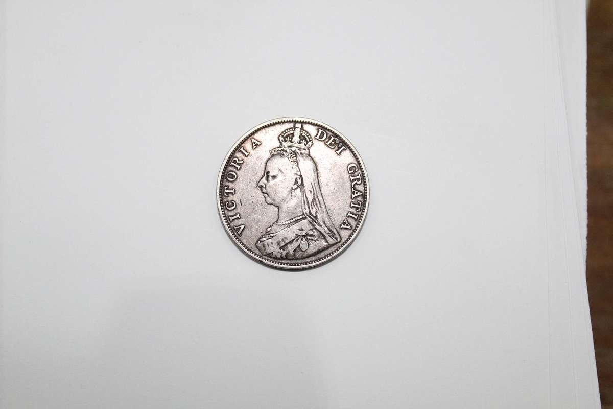 Crown, British, 1890......nice coin.....