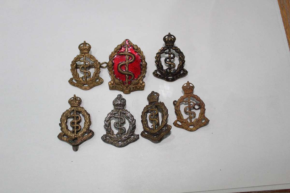 Medic badges - the lot for R 175!