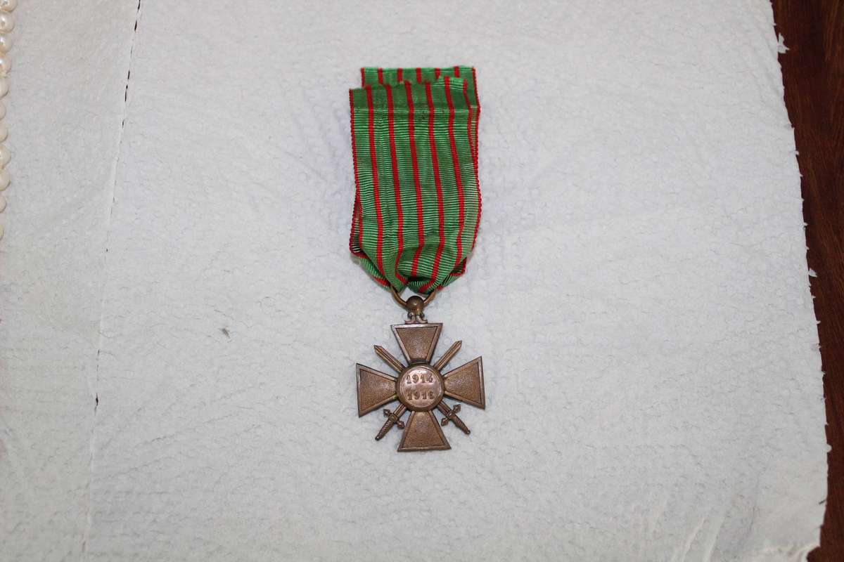 WW1 Croix de Guerre medal - 1914-1916.....EXCELLENT!