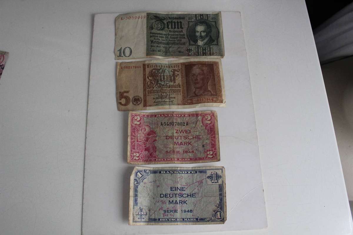 German bank notes 1924 and 3 'war notes'