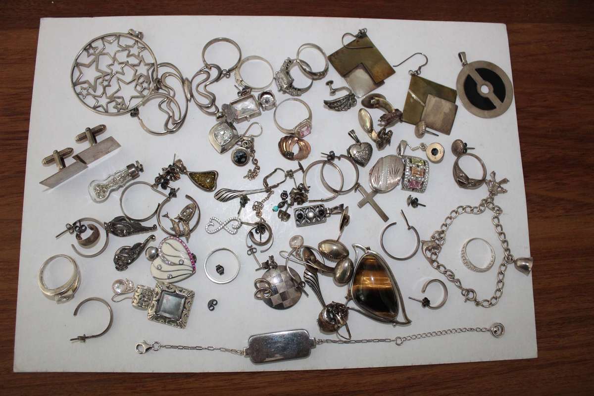 Sterling Silver jewellery - the lot R 8400!