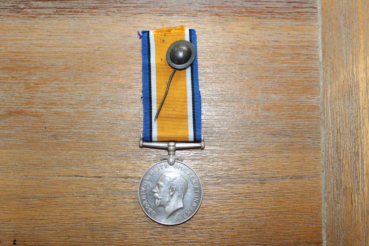 Unusual - WW1 War medal - UNNAMED!