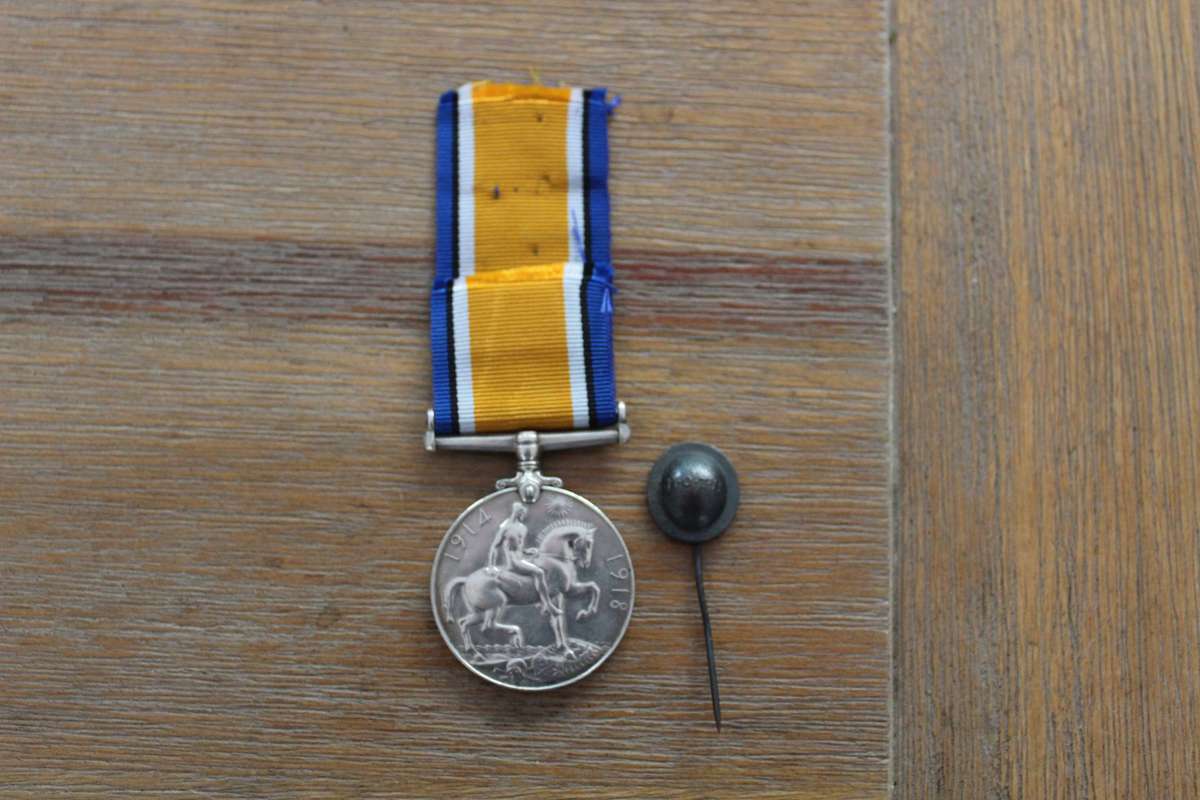 Unusual - WW1 War medal - UNNAMED!