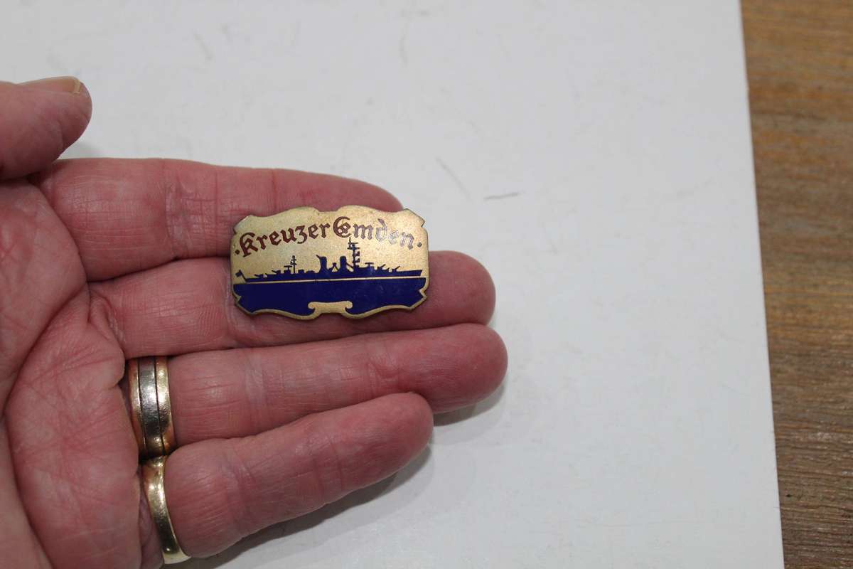 WW2 German badge of the cruiser "Emden"