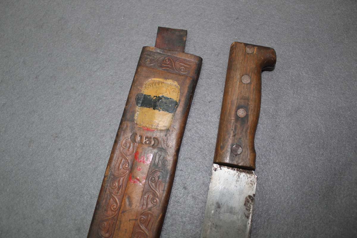 Large Machete (USA military issued?)