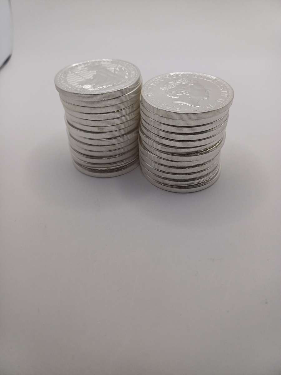 1oz 2Pounds .9999Silver Britannia coin