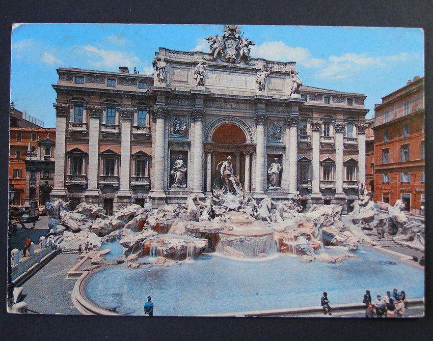 Italian POSTCARD - Trevi Fountain, Rome 1978