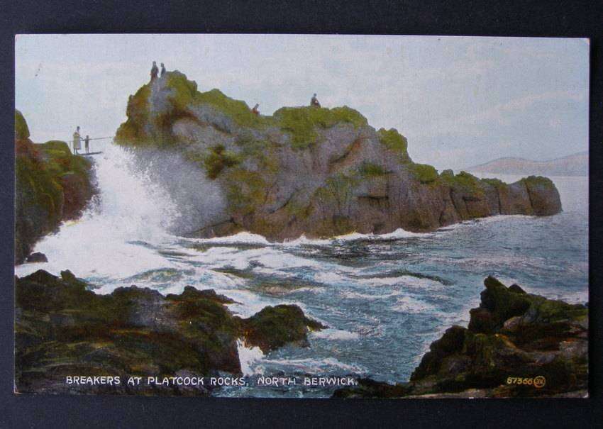 Valentine's POSTCARD - Breakers at Platcock Rocks, North Berwick