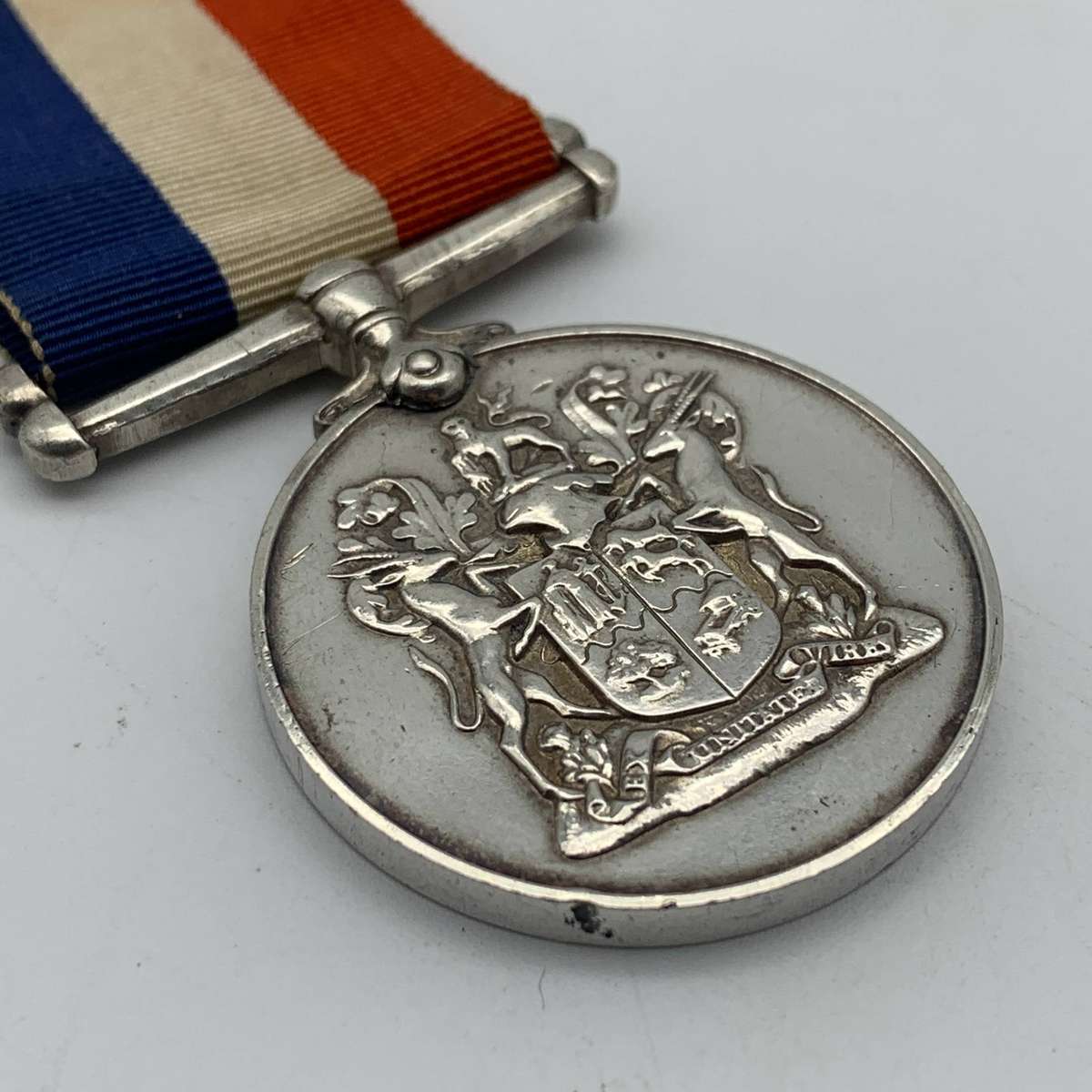 WW2  Silver 'S.A. 1939/1945 Medal for War Services' (37,4g)