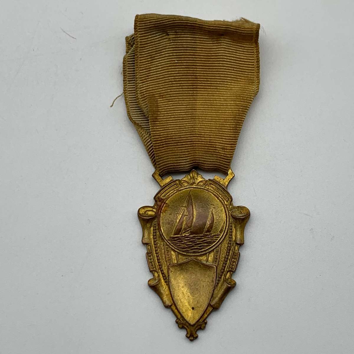 Early Bronze 'Yachting' Medal (L.M. 1964)