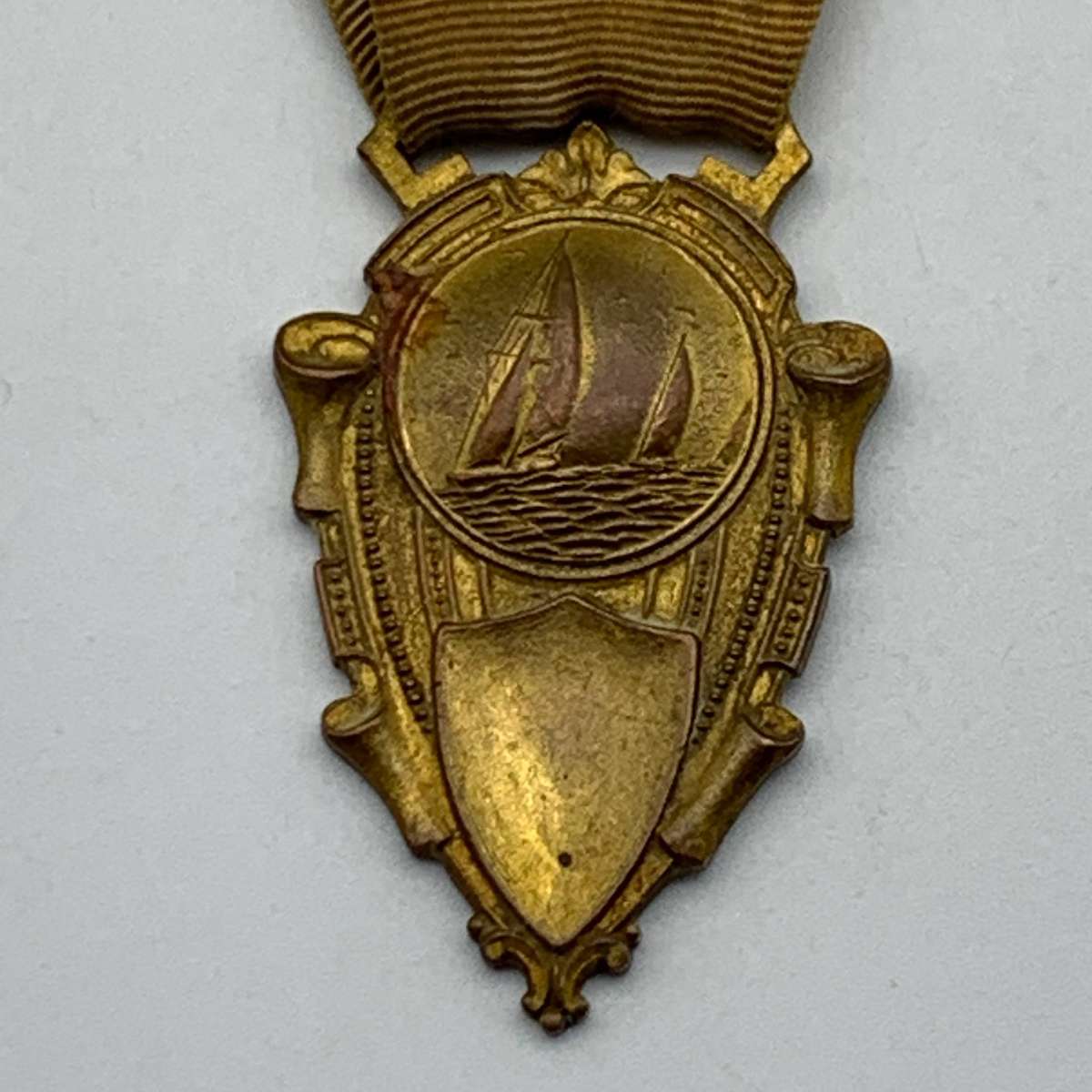 Early Bronze 'Yachting' Medal (L.M. 1964)
