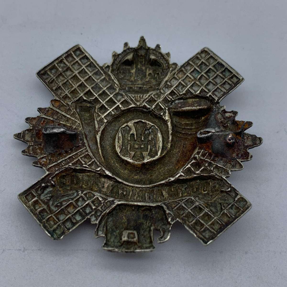 WW1  '6th Bt. Highland Light Infantry' Cap Badge (South Africa 1900-2)
