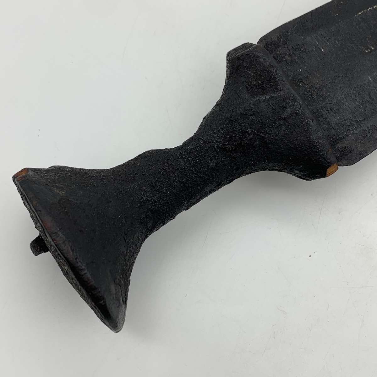 Scarce Antique 'Kondo Tribe' Short Sword (Ikakalaka)