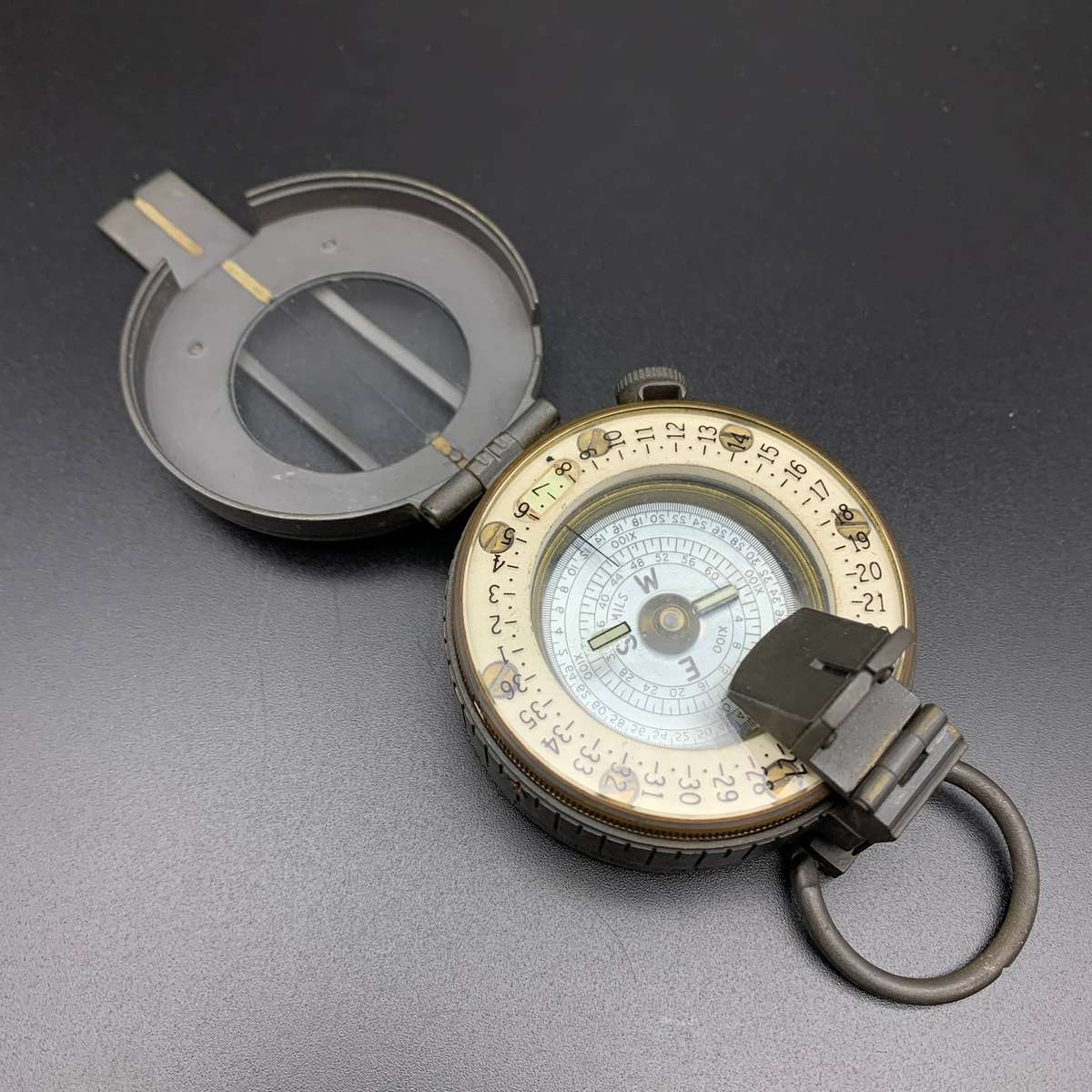Vintage British 'M-73/G-150' Compass (Stanley London)