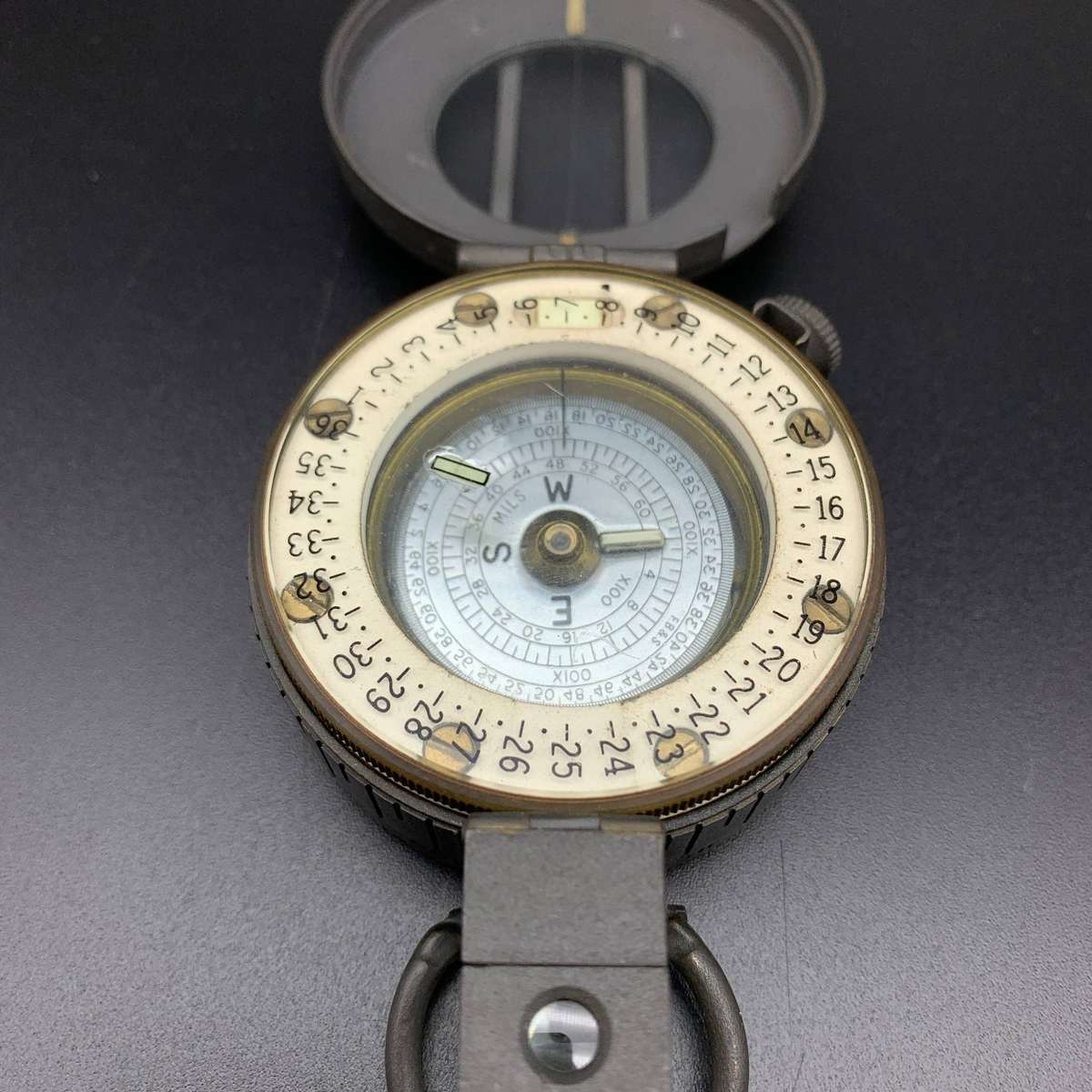 Vintage British 'M-73/G-150' Compass (Stanley London)