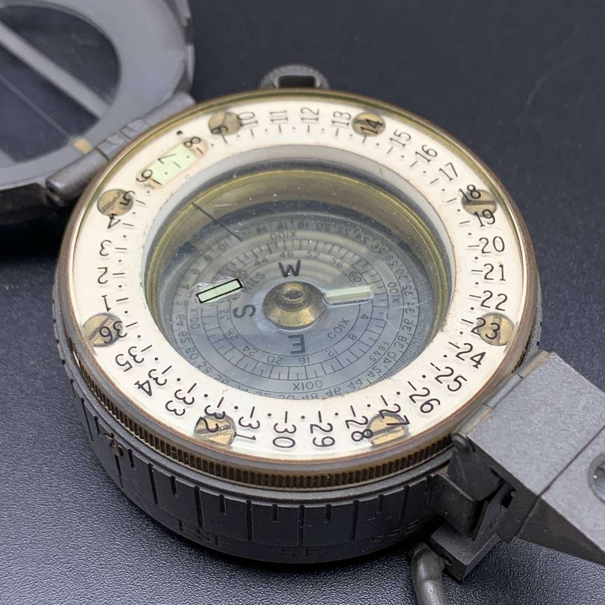 Vintage British 'M-73/G-150' Compass (Stanley London)
