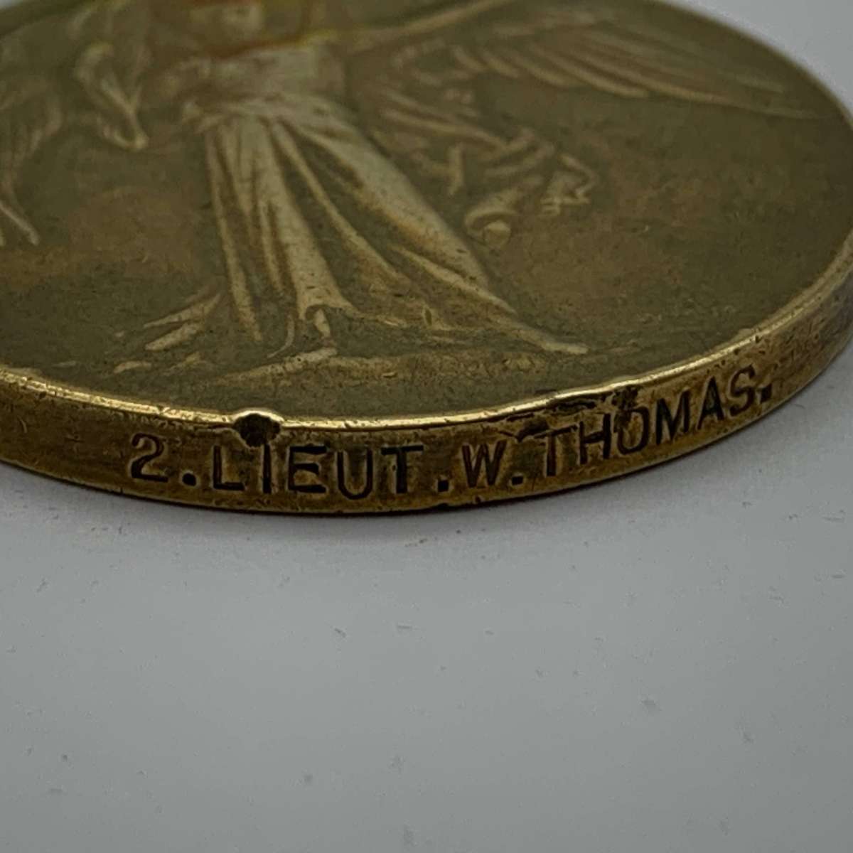 WW1 Casualty  Victory Medal to '2. LIEUT. W. THOMAS' (M.M)