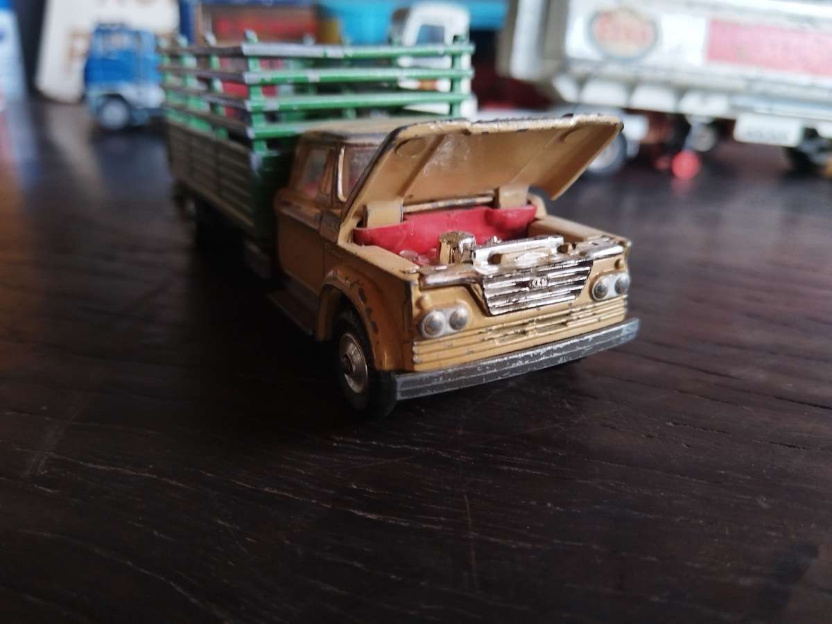 Corgi Toys Kew Fargo Truck