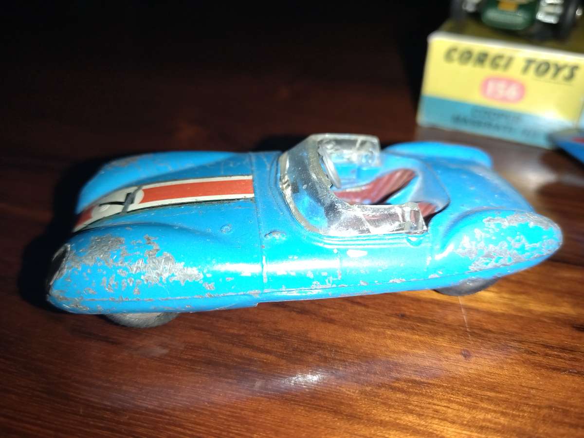 Corgi Toys RACING TEAM 5 cars